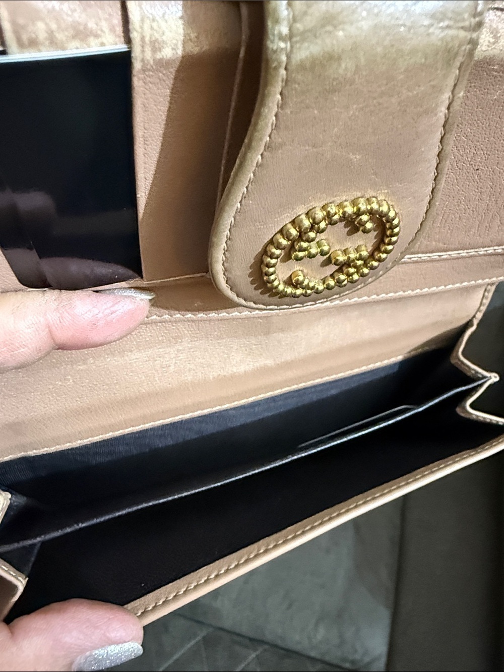 Gucci Beige Monogram Continental Wallet with Light Pink Trim - Picture 6 of 8